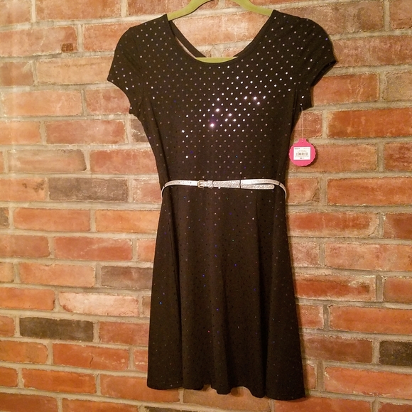 Simple Black Dress - Girl's Sz 14 / XL - Picture 1 of 3